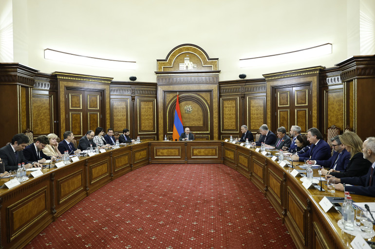 Փաշինյանը ԵՄ անդամ պետությունների դեսպանների հետ քննարկել է TRIPP և «Խաղաղության խաչմերուկ» նախագծերը