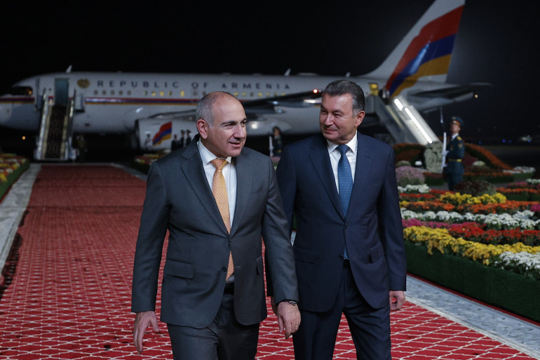Փաշինյանն աշխատանքային այցով ժամանել է Տաջիկստան