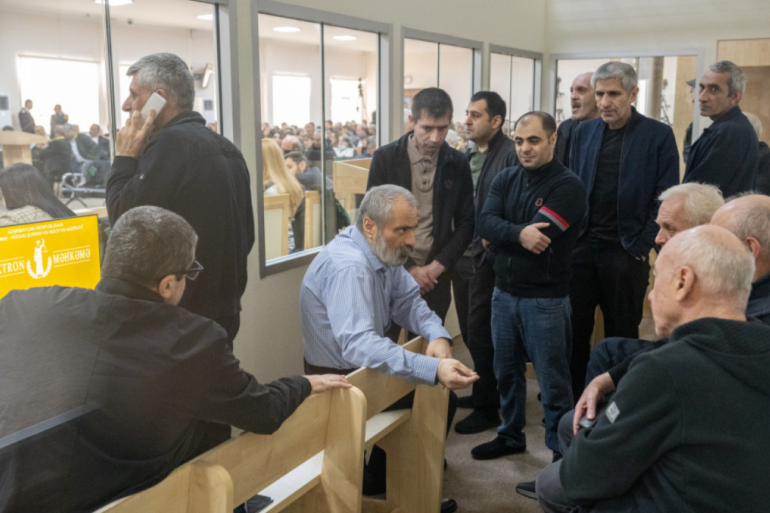 Դատապարտում ենք հնչող որևէ մեղադրանք` ուղղված «դատավարական» այս ներկայացման պայմաններում Ադրբեջանում պահվող հայրենակիցների վարքի դեմ. Զուրաբյան