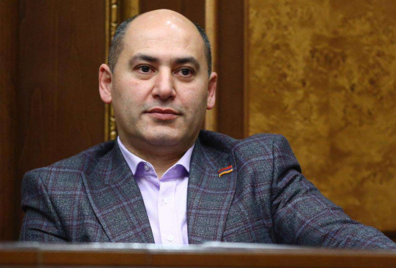 Քրեական գործեր են հարուցվում հորս, տղայիս վրա. Մարտուն Գրիգորյան