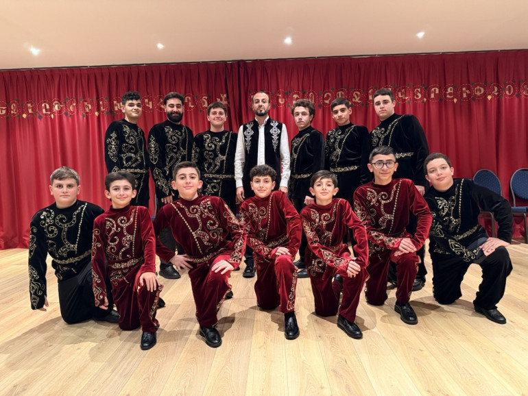 «Էֆո» դհոլ ակադեմիայի սաները Պյուտոյի կոնսերվատորիայում ներկայացրին հայկական դհոլի ելևէջները (լուսանկարներ)