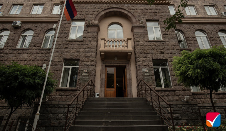 ԿԸՀ-ն բավարարել է «Հայաստան» և «Ուժեղ Հայաստան» դաշինքների պատգամավորի թեկնածուների նկատմամբ քրեական հետապնդում հարուցելու միջնորդությունները ԿԸՀ-ն բավարարել է «Հայաստան» և «Ուժեղ Հայաստան» դաշինքների պատգամավորի թեկնածուների նկատմամբ քրեական հետապնդում հարուցելու միջնորդությունները