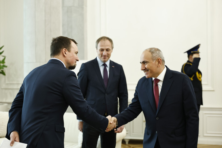 Փաշինյանն ընդունել է Proud Engineers ընկերության հիմնադիր Տաավի Կոտկային