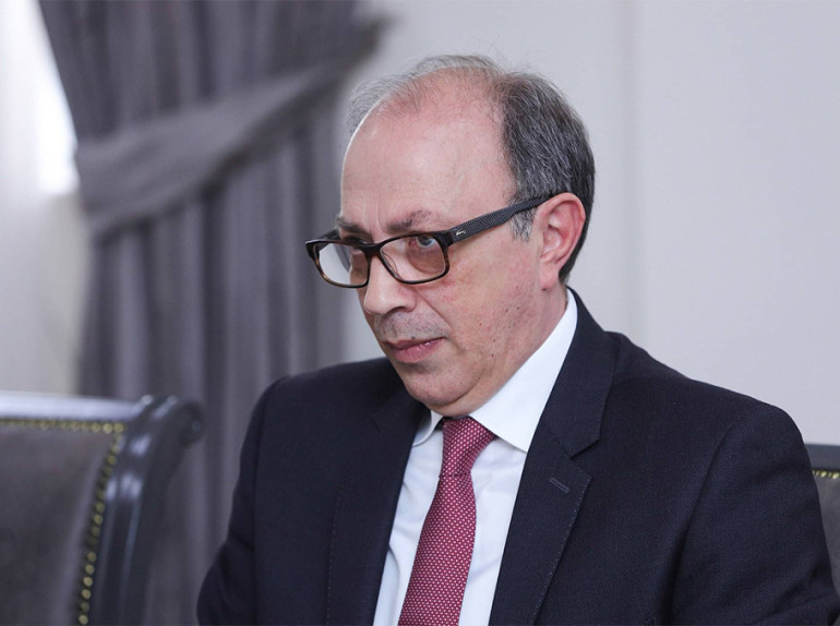 Եթե քաղաքացին վստահ չէ, որ իր ձայնը վերջնական ազդեցություն ունի արդյունքի վրա, վտանգվում է ամբողջ քաղաքական համակարգի լեգիտիմությունը. Արա Այվազյան Եթե քաղաքացին վստահ չէ, որ իր ձայնը վերջնական ազդեցություն ունի արդյունքի վրա, վտանգվում է ամբողջ քաղաքական համակարգի լեգիտիմությունը. Արա Այվազյան