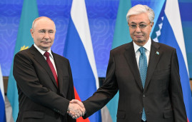 Токаев назвал вечную дружбу РФ и Казахстана не лозунгом, а сутью отношений Токаев назвал вечную дружбу РФ и Казахстана не лозунгом, а сутью отношений