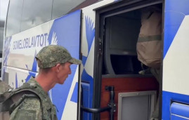Россия и Украина провели в Белоруссии обмен гражданами Россия и Украина провели в Белоруссии обмен гражданами