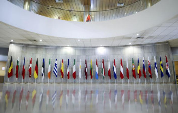 ЕК предложила упразднить право вето стран ЕС по расширению и санкциям ЕК предложила упразднить право вето стран ЕС по расширению и санкциям