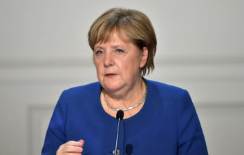 Merkel calls for first female president of Germany Merkel calls for first female president of Germany
