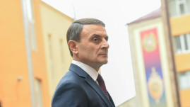 Վալերի Օսիպյանը «Մարտի 1-ի» գործով իրեն մեղավոր չի ճանաչում Վալերի Օսիպյանը «Մարտի 1-ի» գործով իրեն մեղավոր չի ճանաչում