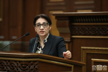 Հունվարի 1-ից թաղման նպաստ կստանան միայն նպաստառուները, թոշակը կավելանա 1,000 դրամով՝ դառնալով 47,000 դրամ. նախարարության պաշտոնյա Հունվարի 1-ից թաղման նպաստ կստանան միայն նպաստառուները, թոշակը կավելանա 1,000 դրամով՝ դառնալով 47,000 դրամ. նախարարության պաշտոնյա