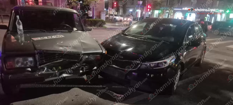 Վանաձորում բախվել են «Mercedes ML»-ը, «Kia Forte»-ն և «ՎԱԶ 2107»-ը, կա վիրավոր