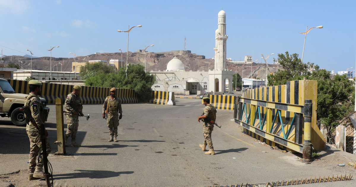 Houthi Strike on Aden Presidential Palace Kills Five as Saudi Coalition Reports 17 Dead in Riyadh Airport Attacks