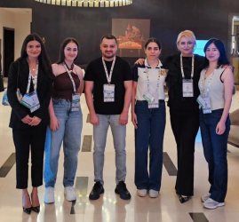 Հայաստանի շախմատի կանանց հավաքականը Շախմատի համաշխարհային 46-րդ օլիմպիադայի 8-րդ խաղափուլում հաղթել է ԱՄՆ-ի հավաքականին Հայաստանի շախմատի կանանց հավաքականը Շախմատի համաշխարհային 46-րդ օլիմպիադայի 8-րդ խաղափուլում հաղթել է ԱՄՆ-ի հավաքականին