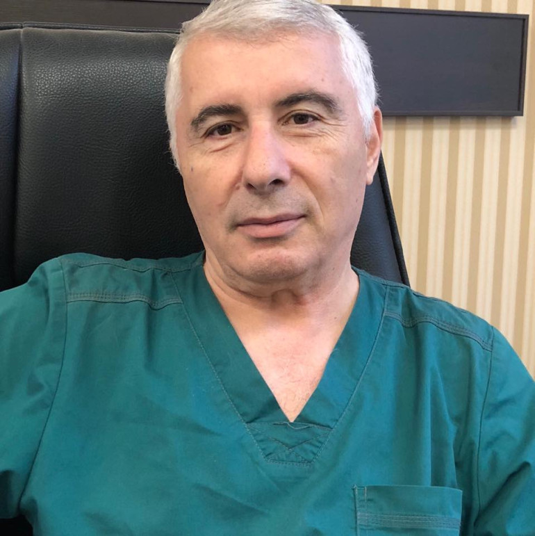 Կյանքից հեռացել է պլաստիկ վիրաբույժ Արտավազդ Սահակյանը