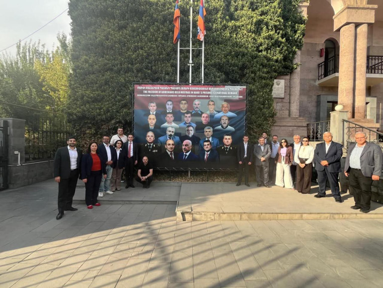 Արցախի ԱԺ պատգամավորներն ու ՀՅԴ Հայ Դատի ներկայացուցիչները քննարկել են միջազգային հարթակներում Արցախի հարցի արծարծման ռազմավարnւթյունն ու մատնանշել թիրախային ուղղությունները Արցախի ԱԺ պատգամավորներն ու ՀՅԴ Հայ Դատի ներկայացուցիչները քննարկել են միջազգային հարթակներում Արցախի հարցի արծարծման ռազմավարnւթյունն ու մատնանշել թիրախային ուղղությունները