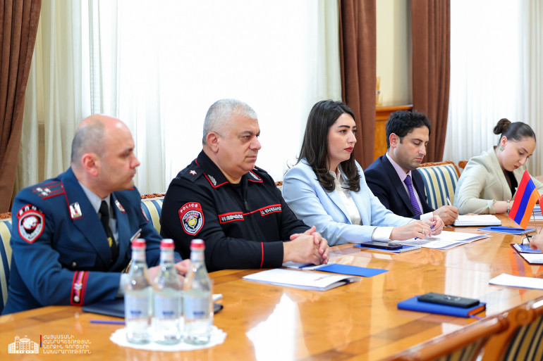 Արփինե Սարգսյանն ասել է, թե ինչու է պաշտոնանկ արվել Արամ Հովհաննիսյանը (տեսանյութ) Արփինե Սարգսյանն ասել է, թե ինչու է պաշտոնանկ արվել Արամ Հովհաննիսյանը (տեսանյութ)