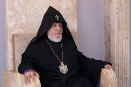 Ներկա բարդ ժամանակներում, արտաքին ու ներքին մարտահրավերներին հանդիման, պիտի միաբանվենք և միասնաբար հզորացնենք մեր պետությունը, ծաղկուն ու շեն դարձնենք համայն հայոց կյանքը․ Վեհափառ Ներկա բարդ ժամանակներում, արտաքին ու ներքին մարտահրավերներին հանդիման, պիտի միաբանվենք և միասնաբար հզորացնենք մեր պետությունը, ծաղկուն ու շեն դարձնենք համայն հայոց կյանքը․ Վեհափառ