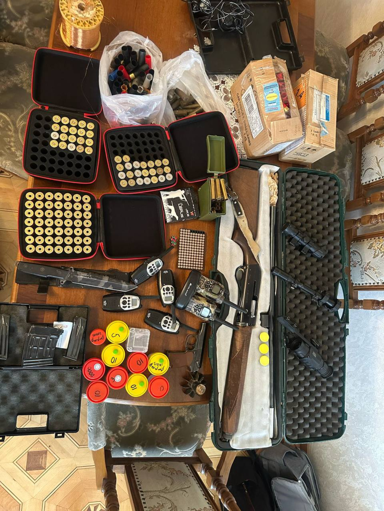 Աhшբեկչության նախապատրաստության դեպքի առթիվ նախաձեռնված քրեական վարույթի շրջանակներում 7 անձ ձերբակալվել է. ՔԿ (լուսանկարներ)