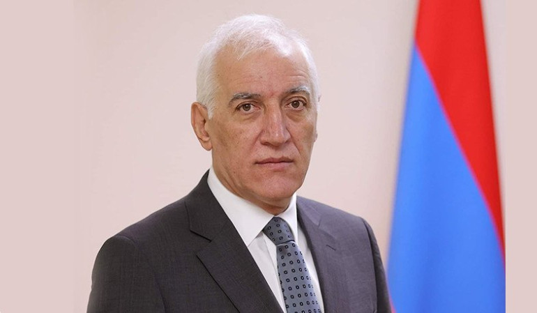 Ներողություն ենք խնդրում սխալի համար և ճշգրտում, որ 44-օրյա պшտերազմում զnհերի թիվը 3,755 է․ նախագահի աշխատակազմից պարզաբանում են Ներողություն ենք խնդրում սխալի համար և ճշգրտում, որ 44-օրյա պшտերազմում զnհերի թիվը 3,755 է․ նախագահի աշխատակազմից պարզաբանում են