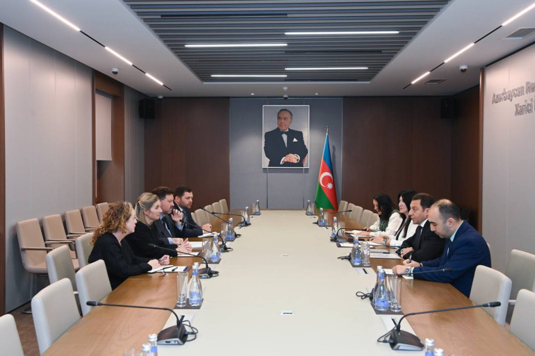 Ադրբեջանի ԱԳ փոխնախարար Էլնուր Մամեդովը և ՀՀ-ում ԱՄՆ գործերի ժամանակավոր հավատարմատար Դեյվիդ Ալենը քննարկել են TRIPP-ը