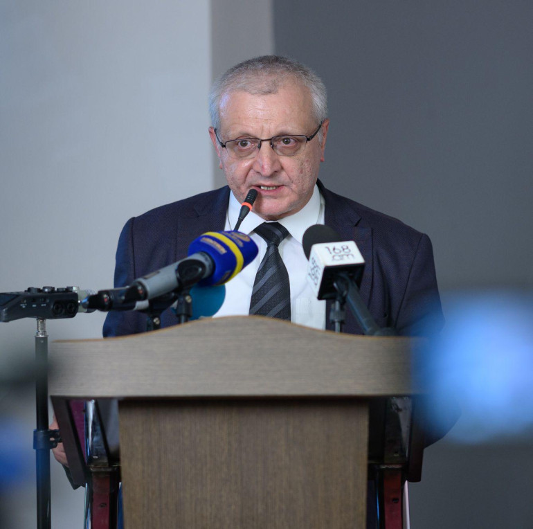 The United States is trying to involve Azerbaijan into an anti-Iranian coalition. Surenyants The United States is trying to involve Azerbaijan into an anti-Iranian coalition. Surenyants