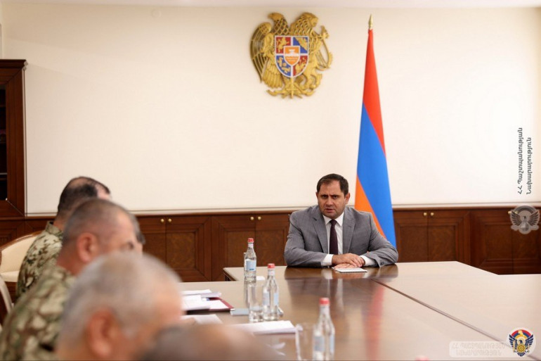 Սուրեն Պապիկյանի որոշմամբ Ճամբարակի զորամասի հրամանատարն ազատվել է զբաղեցրած պաշտոնից Սուրեն Պապիկյանի որոշմամբ Ճամբարակի զորամասի հրամանատարն ազատվել է զբաղեցրած պաշտոնից