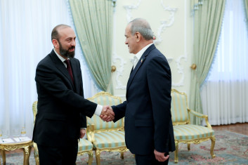 Ararat Mirzoyan and Masoud Pezeshkian discussed infrastructure development for unblocking and mutually beneficial cooperation in the energy sector Ararat Mirzoyan and Masoud Pezeshkian discussed infrastructure development for unblocking and mutually beneficial cooperation in the energy sector