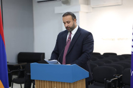 «Քաղաքացիական պայմանագիր» կուսակցության Վարչության որոշմամբ Հայկ Սարգսյանը և Ավետիք Օրդյանը հեռացվել են «Քաղաքացիական պայմանագիր» կուսակցությունից «Քաղաքացիական պայմանագիր» կուսակցության Վարչության որոշմամբ Հայկ Սարգսյանը և Ավետիք Օրդյանը հեռացվել են «Քաղաքացիական պայմանագիր» կուսակցությունից
