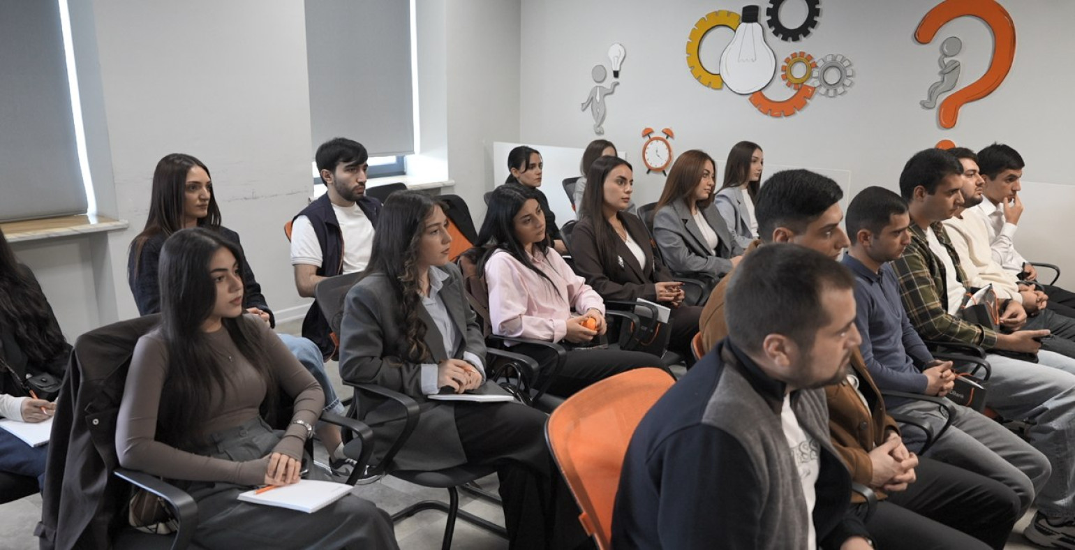 Կարիերայի առաջին քայլերը՝ IDBank-ի հետ․ մեկնարկել է IDream-ի 16-րդ շրջափուլը (տեսանյութ, լուսանկարներ) Կարիերայի առաջին քայլերը՝ IDBank-ի հետ․ մեկնարկել է IDream-ի 16-րդ շրջափուլը (տեսանյութ, լուսանկարներ)