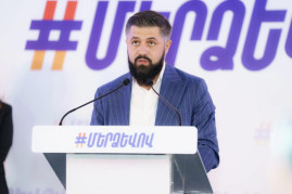 Ալիկ Ալեքսանյանի նկատմամբ կիրառված կալանքը փոխարինվեց տնային կալանքով Ալիկ Ալեքսանյանի նկատմամբ կիրառված կալանքը փոխարինվեց տնային կալանքով