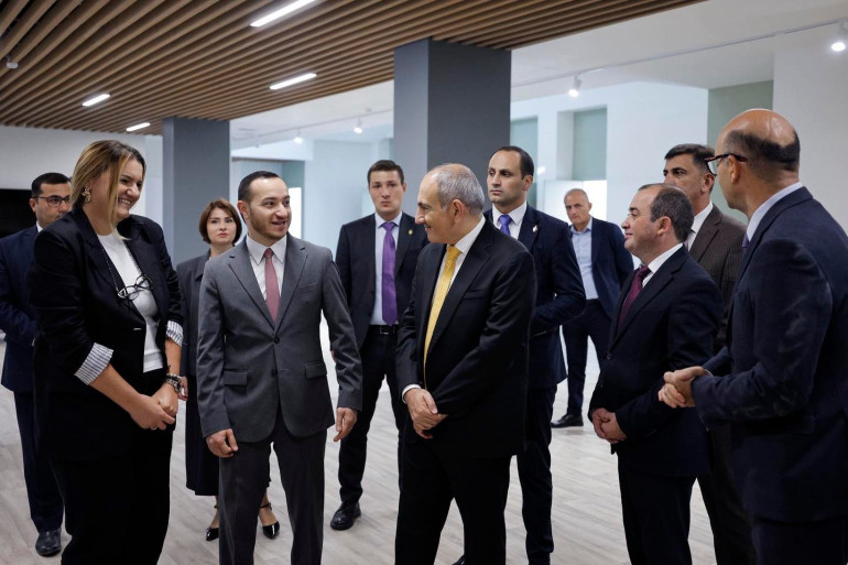 Փաշինյանը ներկա է գտնվել Ինժեներական քաղաքի Բիզնես աքսելերատորի շենքի պաշտոնական բացման արարողությանը
