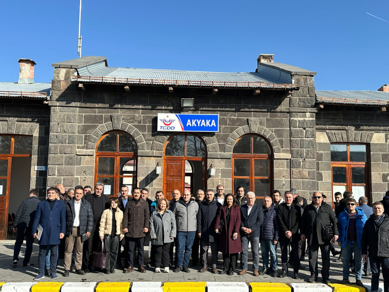 Հայաստանի և Թուրքիայի ներկայացուցիչները հանդիպել են Հայաստան-Թուրքիա սահմանին, քննարկվել են Գյումրի-Կարս երկաթգծի հարցեր