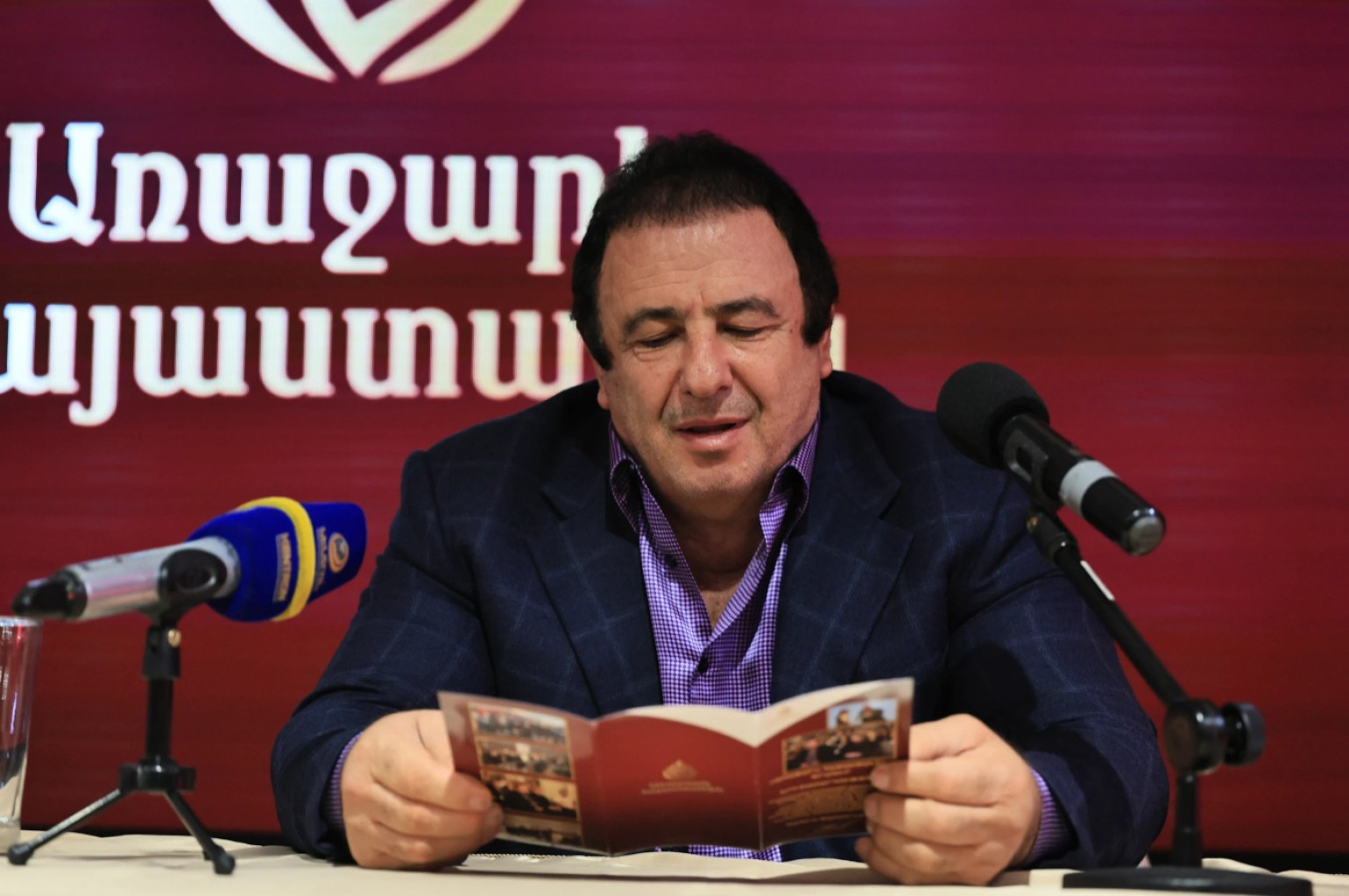 Գագիկ Ծառուկյանի հանդիպումը երիտասարդների հետ (լուսանկարներ)