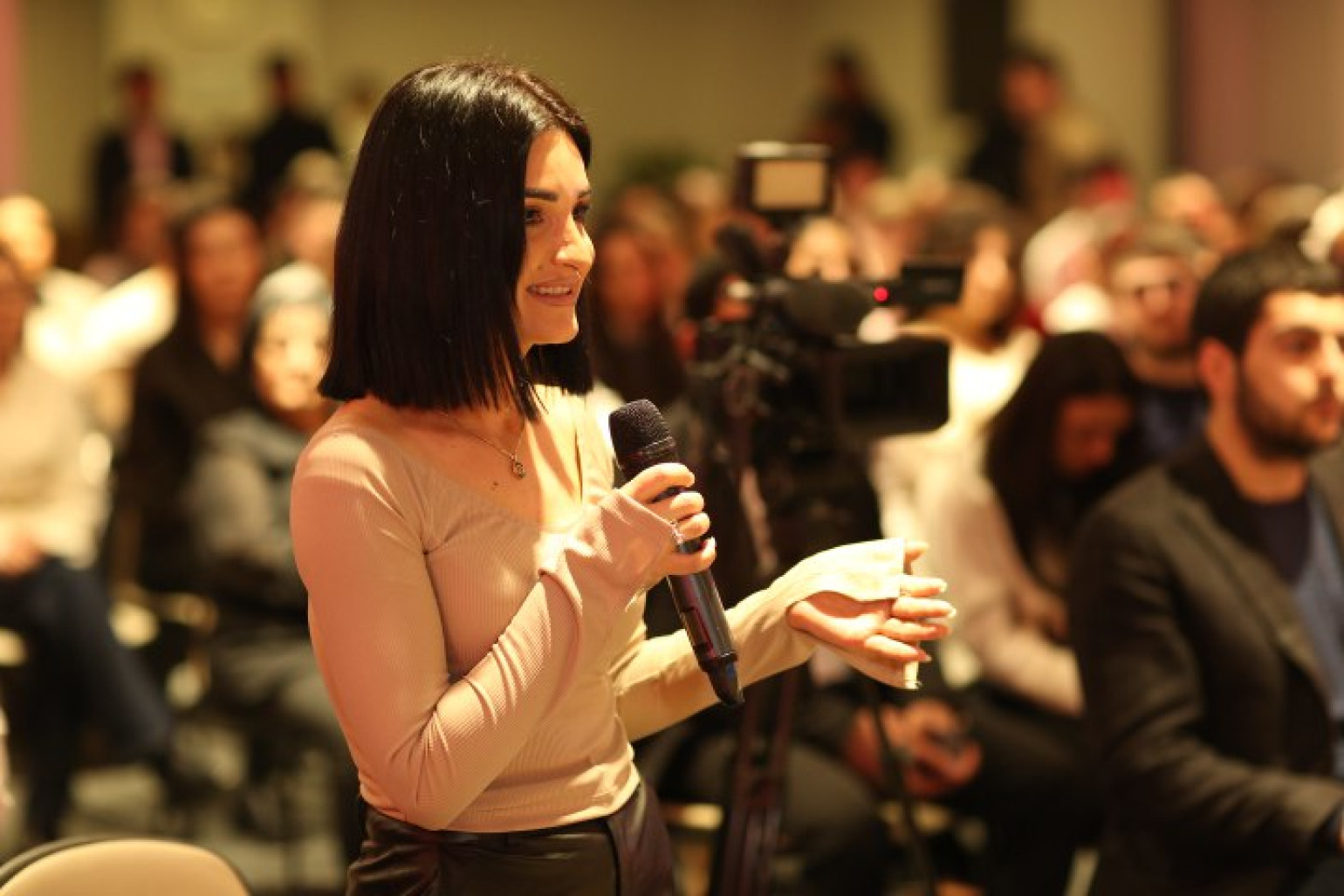 Գագիկ Ծառուկյանի հանդիպումը երիտասարդների հետ (լուսանկարներ)