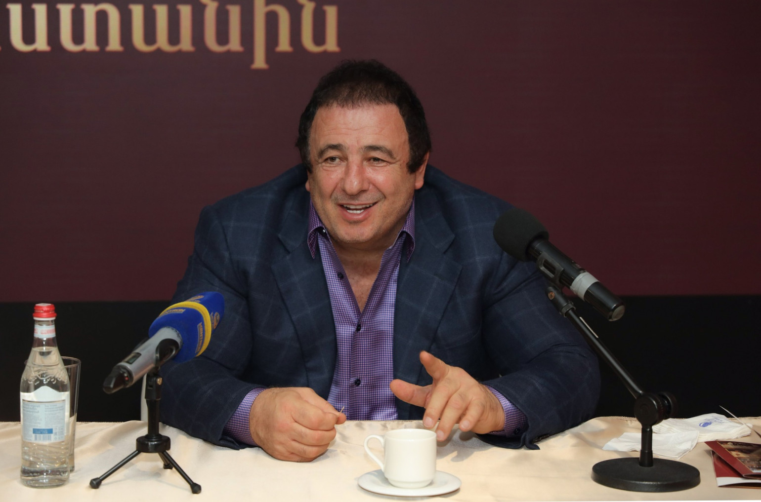 Գագիկ Ծառուկյանի հանդիպումը երիտասարդների հետ (լուսանկարներ)