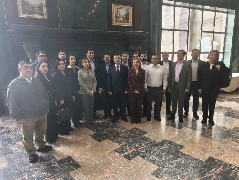 ՀՀ-ում խորհրդարանական ընտրությունները կդառնան շրջադարձային կետ, որից հետո հնարավոր կլինի խոսել խաղաղության օրակարգի ընդլայնման կամ ձեռքբերումներից հետ կանգնելու մասին. ադրբեջանական կողմի մասնակից ՀՀ-ում խորհրդարանական ընտրությունները կդառնան շրջադարձային կետ, որից հետո հնարավոր կլինի խոսել խաղաղության օրակարգի ընդլայնման կամ ձեռքբերումներից հետ կանգնելու մասին. ադրբեջանական կողմի մասնակից