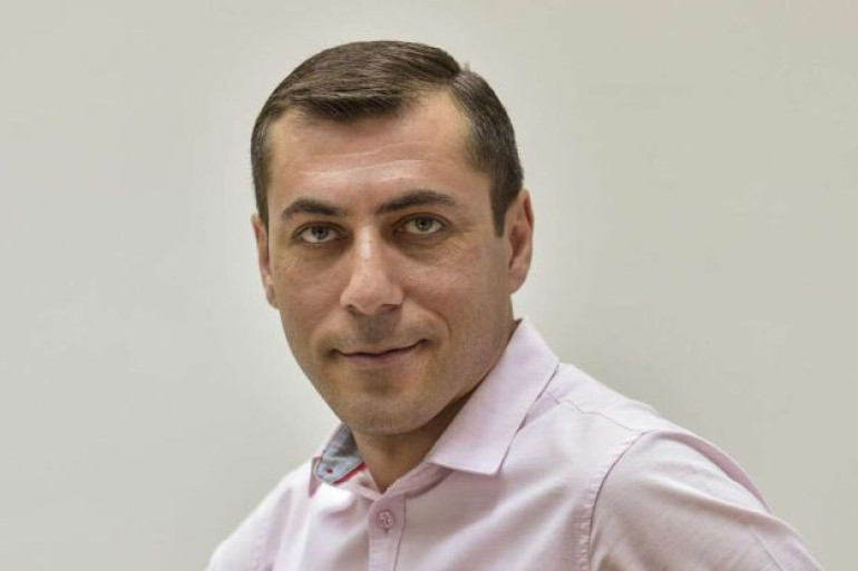 Մեր ջերմ, ամառային օրերը կշարունակվեն. Սուրենյան Մեր ջերմ, ամառային օրերը կշարունակվեն. Սուրենյան