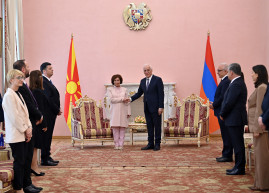 Հուսով եմ, որ Ձեր այցելությունը մեր երկիր իր նպաստը կբերի Հայաստանի և Հյուսիսային Մակեդոնիայի բարեկամության և փոխգործակցության զարգացմանը․ Խաչատուրյանը՝ Հյուսիսային Մակեդոնիայի նախագահին