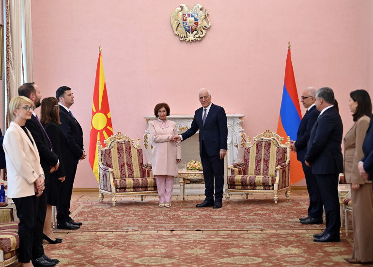 Հուսով եմ, որ Ձեր այցելությունը մեր երկիր իր նպաստը կբերի Հայաստանի և Հյուսիսային Մակեդոնիայի բարեկամության և փոխգործակցության զարգացմանը․ Խաչատուրյանը՝ Հյուսիսային Մակեդոնիայի նախագահին