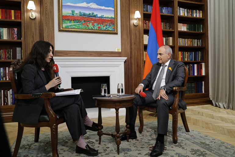Տարբերակներից մեկն այն է, որ ՀՀ-ն դառնա Եվրամիության անդամ. Փաշինյան (տեսանյութ) Տարբերակներից մեկն այն է, որ ՀՀ-ն դառնա Եվրամիության անդամ. Փաշինյան (տեսանյութ)