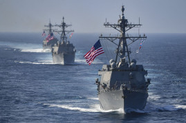 Более 20 кораблей ВМС США находятся на боевом дежурстве вблизи Ирана