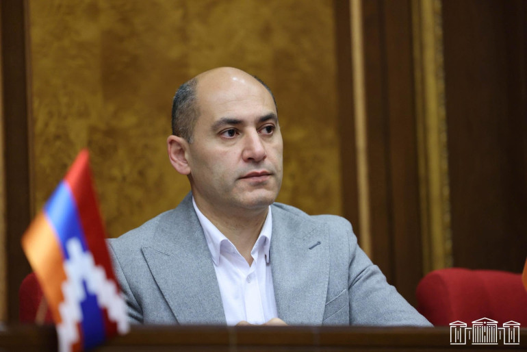 Սա միայն ու միայն քաղաքական հետապնդում է, որի միջով անցնում ենք արդեն մի տարի և ավելի՝ թիմս, ընտանիքս ու ես․ Մարտուն Գրիգորյան Սա միայն ու միայն քաղաքական հետապնդում է, որի միջով անցնում ենք արդեն մի տարի և ավելի՝ թիմս, ընտանիքս ու ես․ Մարտուն Գրիգորյան
