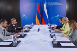 Գևորգ Պապոյանը և ՌԴ գյուղատնտեսության նախարարը անդրադարձել են Հայաստանի տնտեսվարողների կողմից ՌԴ արտադրանքի մատակարարման և Ռուսաստանի տարածքով այլ երկրներ տարանցման ընթացքում առկա սահմանափակումների վերացմանը