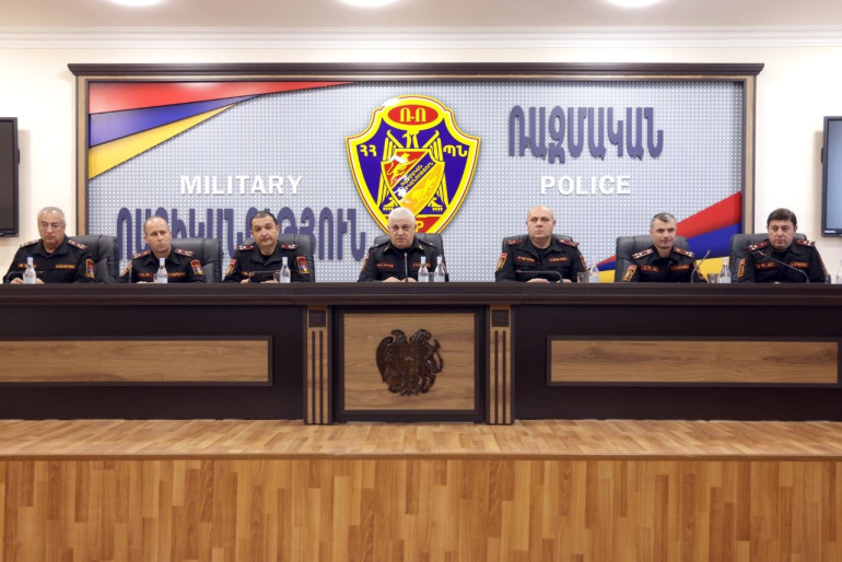ՊՆ ռшզմական ոստիկանության պետ Արամ Հովհաննիսյանն անցկացրել է խորհրդակցություն, որի ժամանակ քննարկվել են առկա խնդիրների և դրանց լուծման ուղիների վերաբերյալ հարցեր ՊՆ ռшզմական ոստիկանության պետ Արամ Հովհաննիսյանն անցկացրել է խորհրդակցություն, որի ժամանակ քննարկվել են առկա խնդիրների և դրանց լուծման ուղիների վերաբերյալ հարցեր