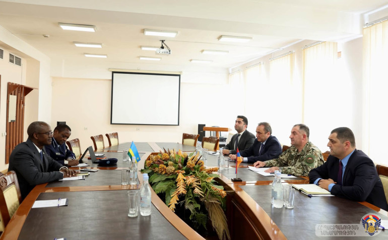 First Deputy Minister of Defense receives newly appointed ambassador of the Republic of Rwanda to Armenia First Deputy Minister of Defense receives newly appointed ambassador of the Republic of Rwanda to Armenia