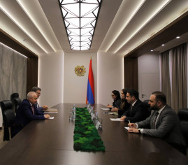 Ալեն Սիմոնյանն ու Սերգեյ Կոպիրկինը քննարկել են Հայաստան-Ռուսաստան երկկողմ օրակարգին վերաբերելի հարցերի լայն շրջանակ Ալեն Սիմոնյանն ու Սերգեյ Կոպիրկինը քննարկել են Հայաստան-Ռուսաստան երկկողմ օրակարգին վերաբերելի հարցերի լայն շրջանակ