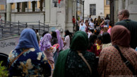 Italy moves to ban face coverings and limit foreign pupils in schools with new law