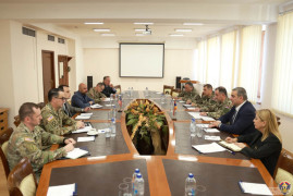 Эдвард Асрян и заместитель заместителя военного министра США обсудили вопросы армяно-американского сотрудничества в сфере обороны