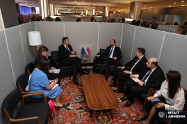 Արարատ Միրզոյանը և Կայուն տրանսպորտի և զբոսաշրջության հարցերով Եվրոպական հանձնակատարը քննարկել են տրանսպորտի և զբոսաշրջության ոլորտում համագործակցության հեռանկարները Արարատ Միրզոյանը և Կայուն տրանսպորտի և զբոսաշրջության հարցերով Եվրոպական հանձնակատարը քննարկել են տրանսպորտի և զբոսաշրջության ոլորտում համագործակցության հեռանկարները