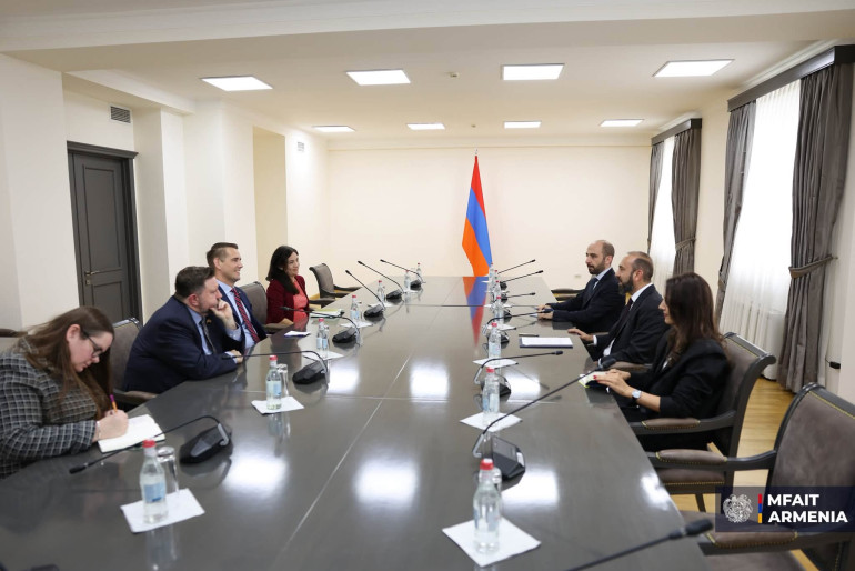 Արարատ Միրզոյանը և ԱՄՆ պետքարտուղարի տեղակալը քննարկել են ՀՀ-ԱՄՆ համապարփակ ռազմավարական գործընկերության օրակարգի հարցեր Արարատ Միրզոյանը և ԱՄՆ պետքարտուղարի տեղակալը քննարկել են ՀՀ-ԱՄՆ համապարփակ ռազմավարական գործընկերության օրակարգի հարցեր